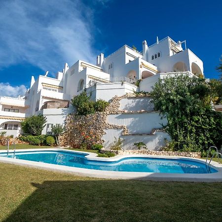 Апартаменти Residensol 13 Menyber Нерха Екстер'єр фото
